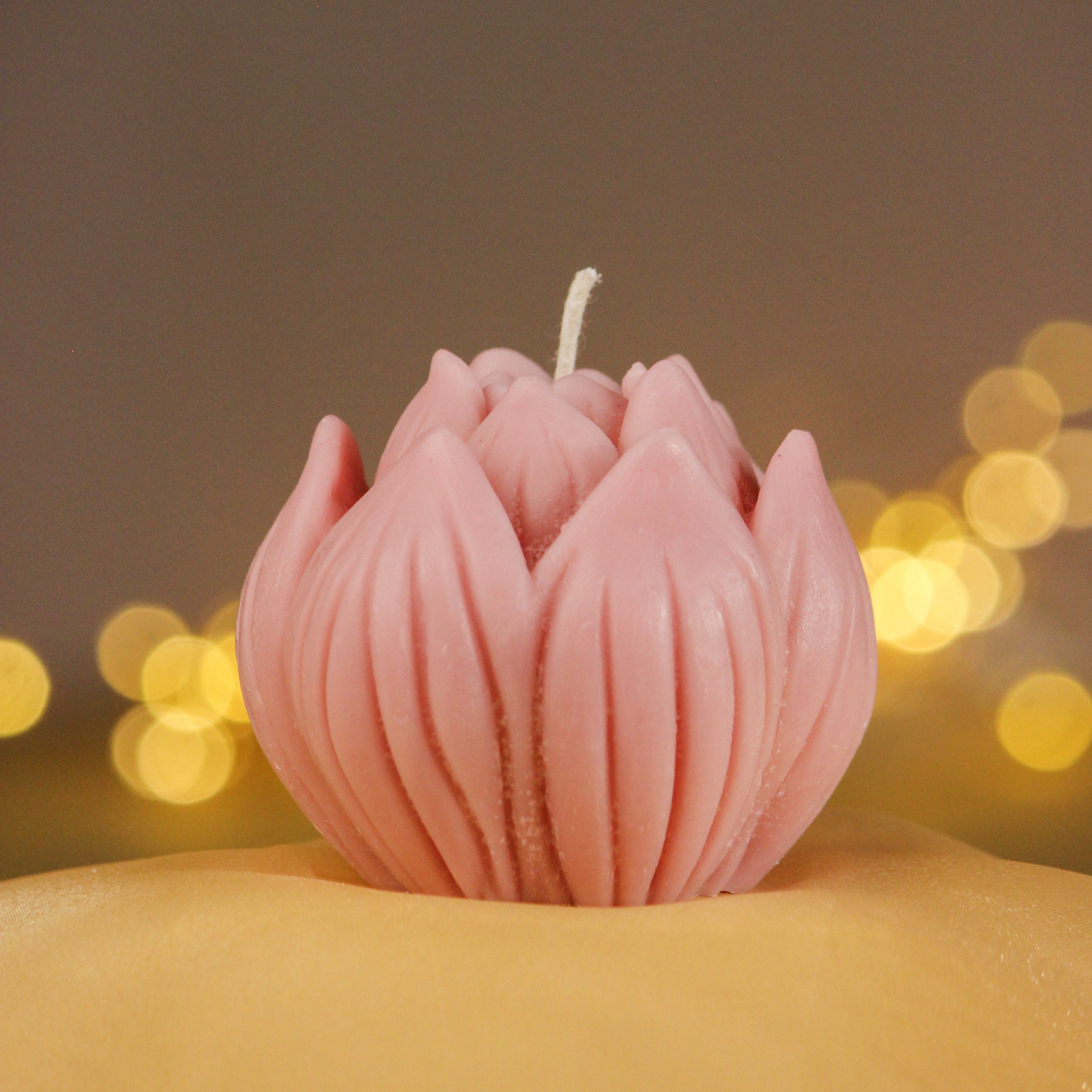 Floral Glow Candles Lotus THE ORBY HOUSE