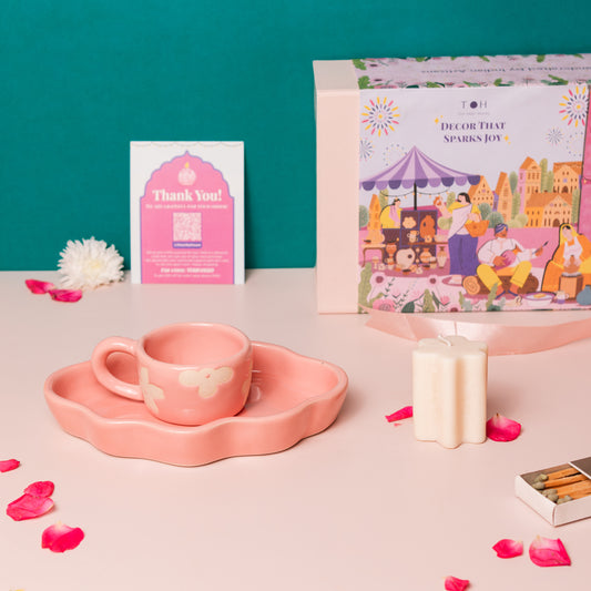 Among The Daisies Gift Box - Daisy Mug, Cloud Plate, Daisy Candle, Matchbox