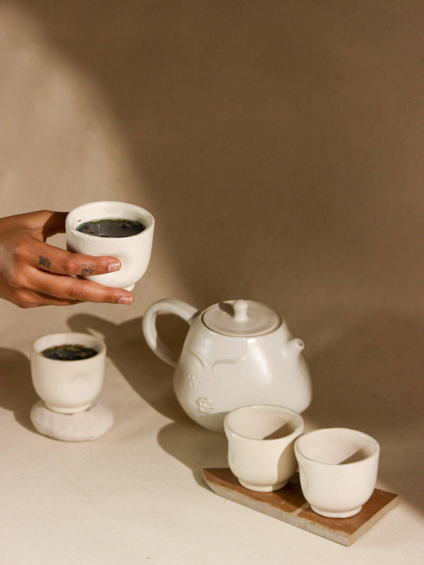 The Sage Face White Ceramic Tea-Pot & Cups Gift Bundle
