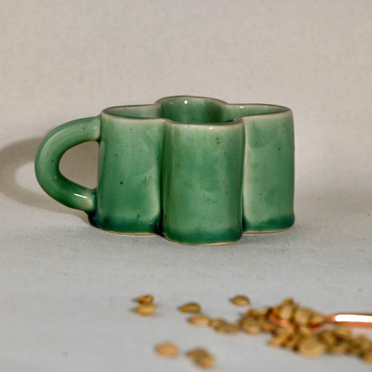 Green Colored Daisy Flower-Shaped Ceramic Cappuccino Mug 