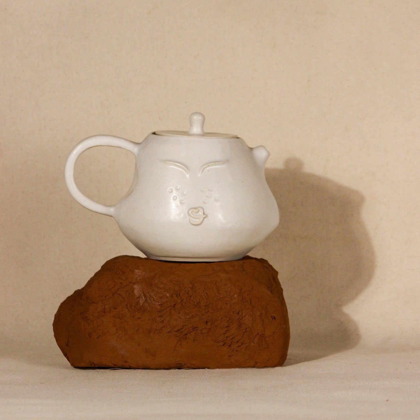 The Sage Face White Ceramic Tea-Pot Set with 4 Ceramic Cups